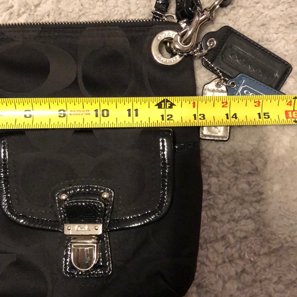 COACH 👜 Purse - Picture 7 of 8